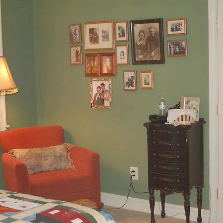 Haynes Bed And Breakfast Greensboro Extérieur photo