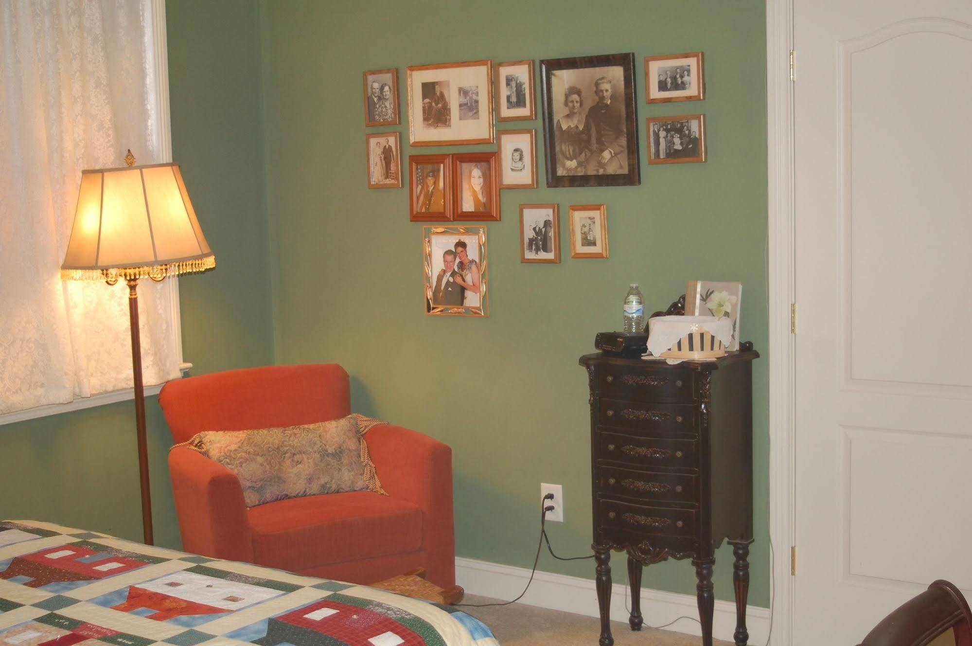 Haynes Bed And Breakfast Greensboro Extérieur photo